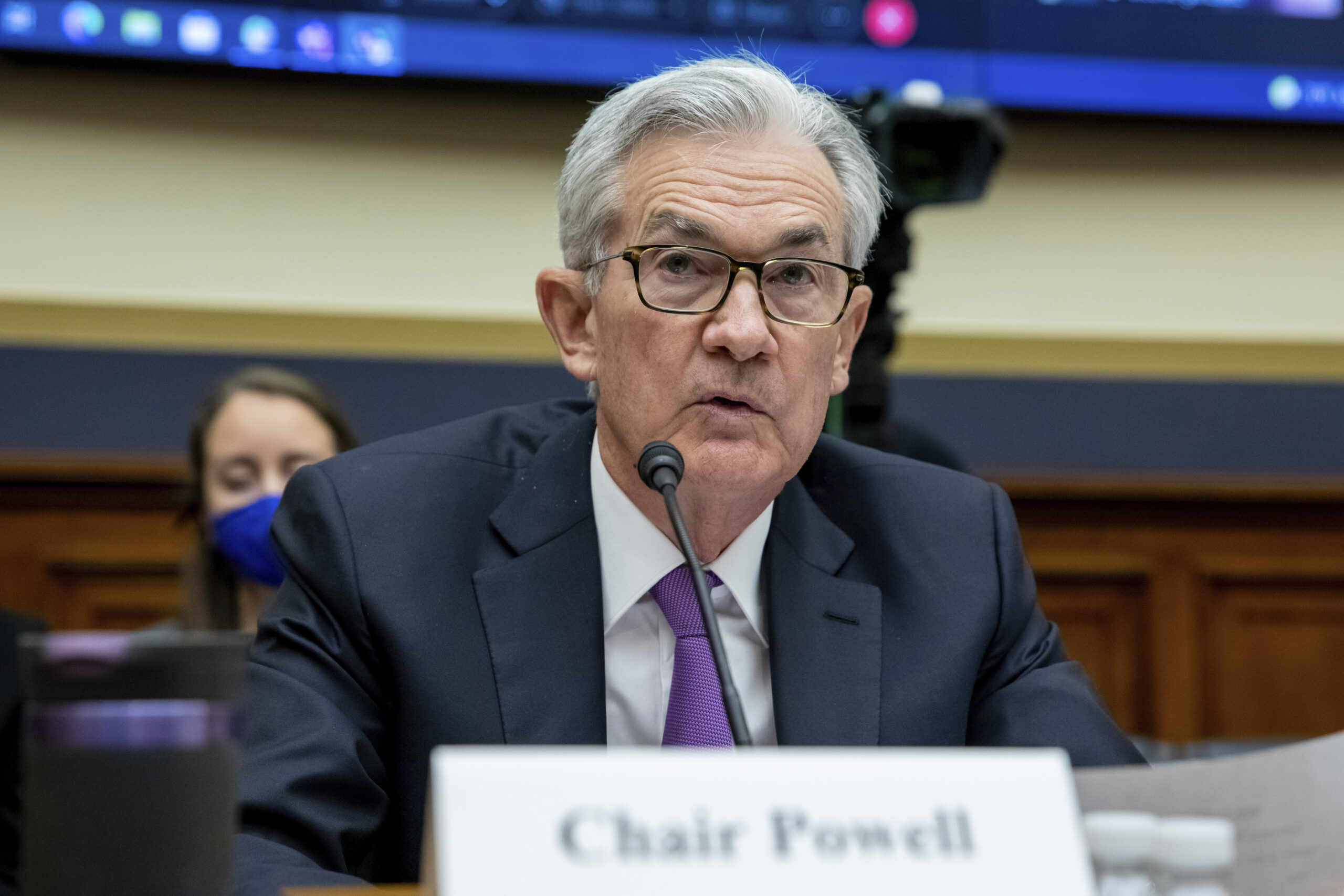 Federal Reserve Chairman Jerome Powell speaks to Congress