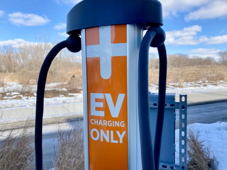 Wisconsin inches closer to high-speed EV charging stations