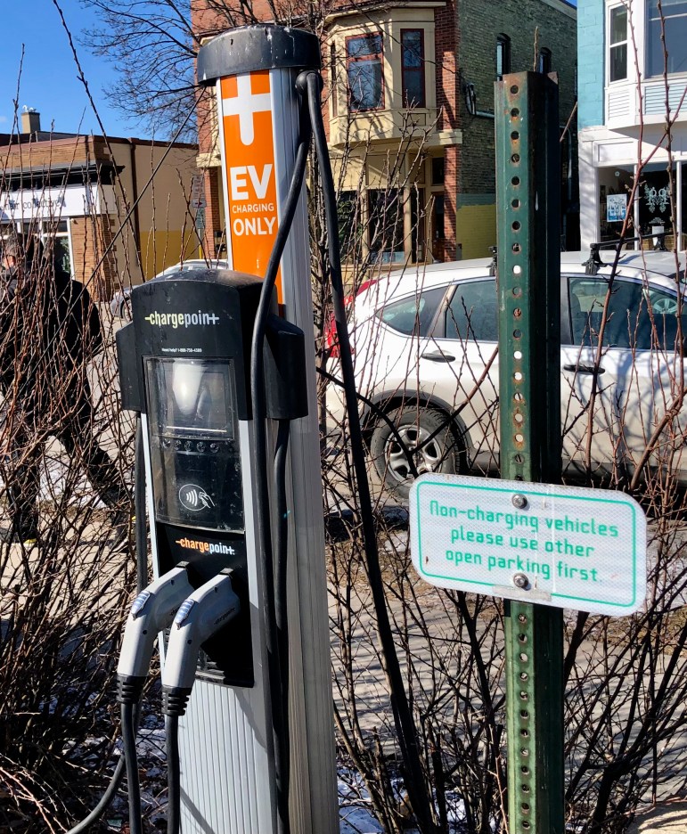 ChargePoint electric car charging station