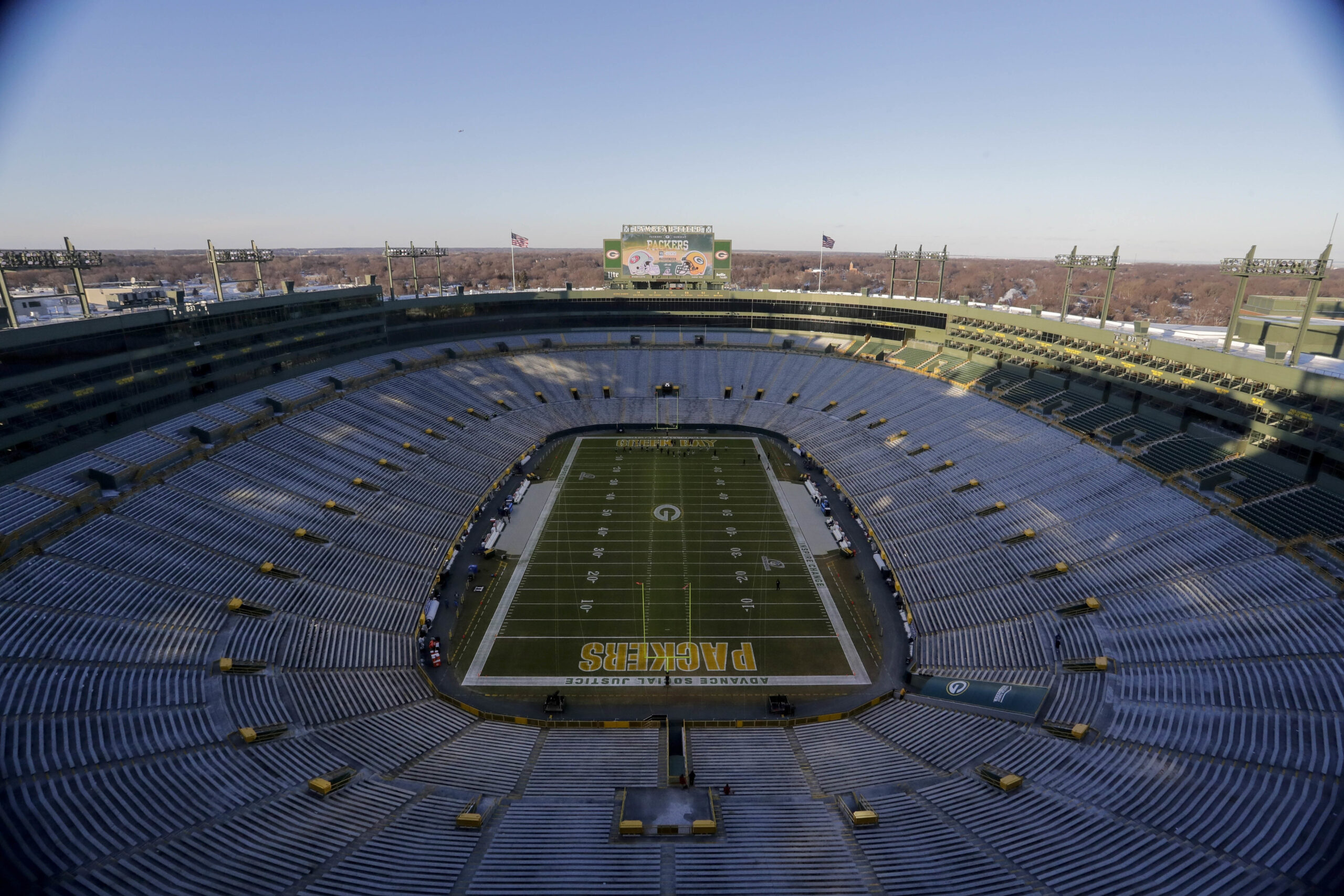 Lambeau Field to host first-ever soccer game this summer