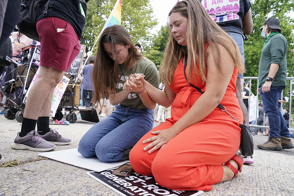 Anti-abortion groups call for tightening Wisconsin’s 19th century ban on abortions