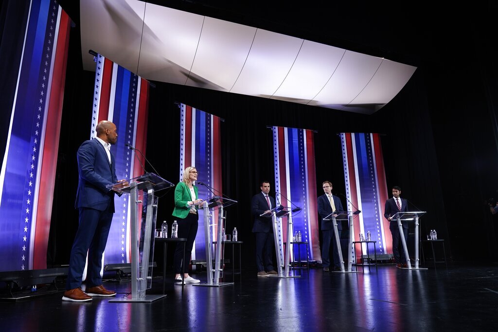 U.S. Senate debate: Democratic hopefuls focus mostly on Johnson, not each other