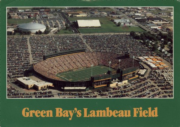 An aerial view of Lambeau Field on a game day in 1991