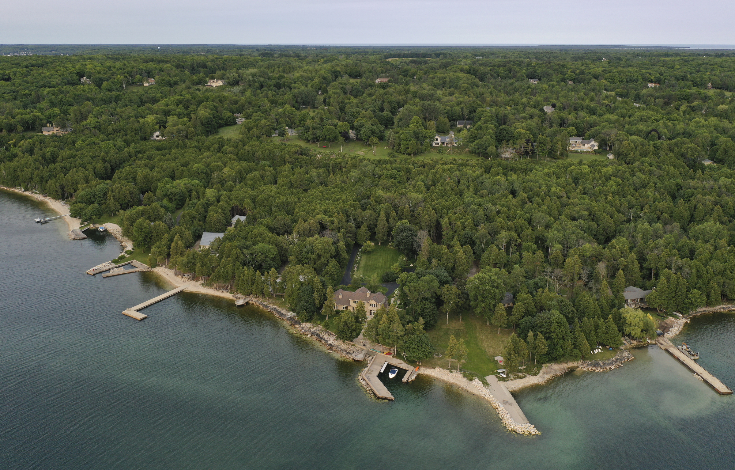 Lakeshore homes are seen in the Door County, Wis., village of Ephraim