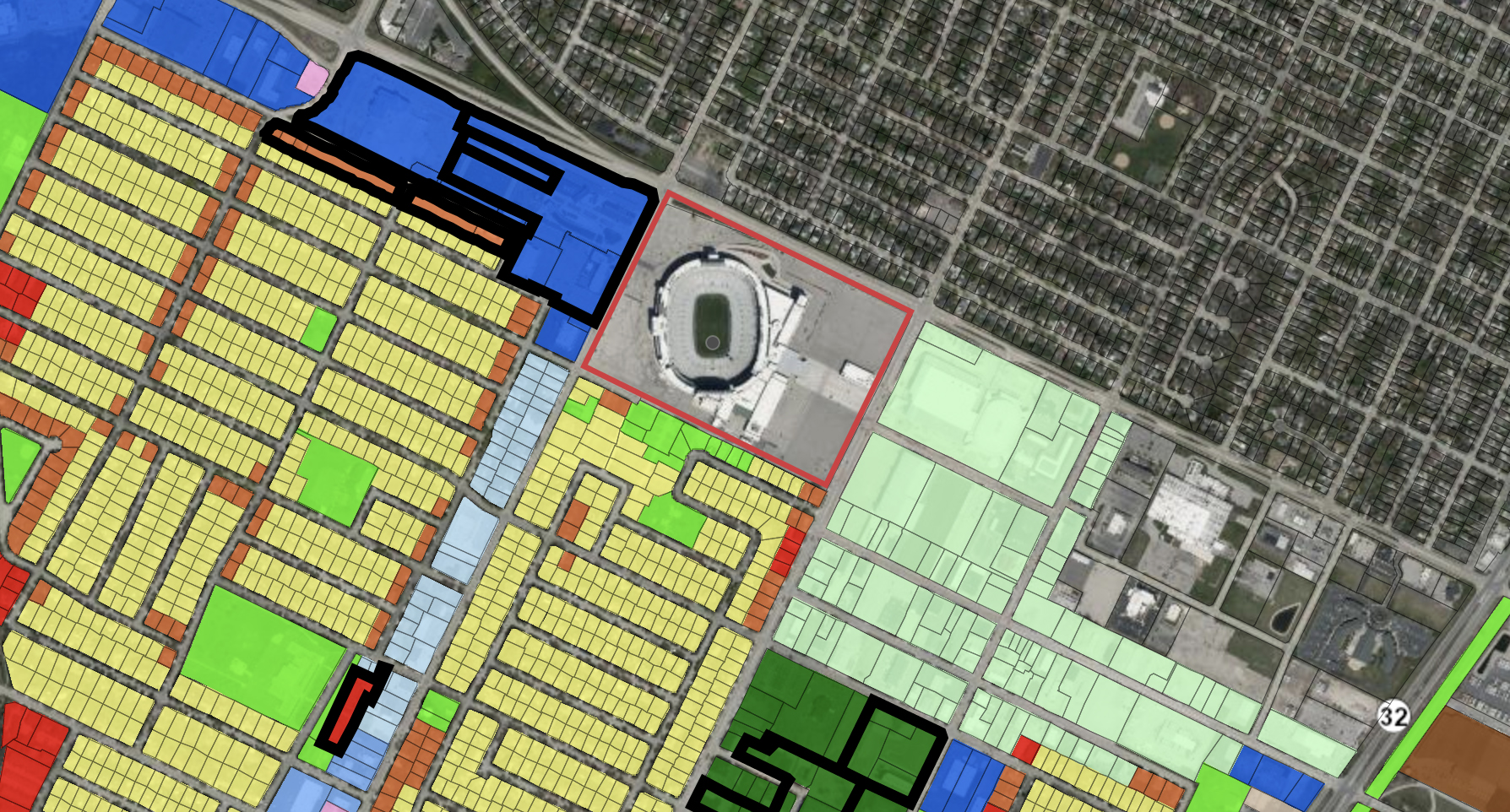 A screenshot of a parcel map shows the municipal outlines of the City of Green Bay and the Village of Ashwaubenon