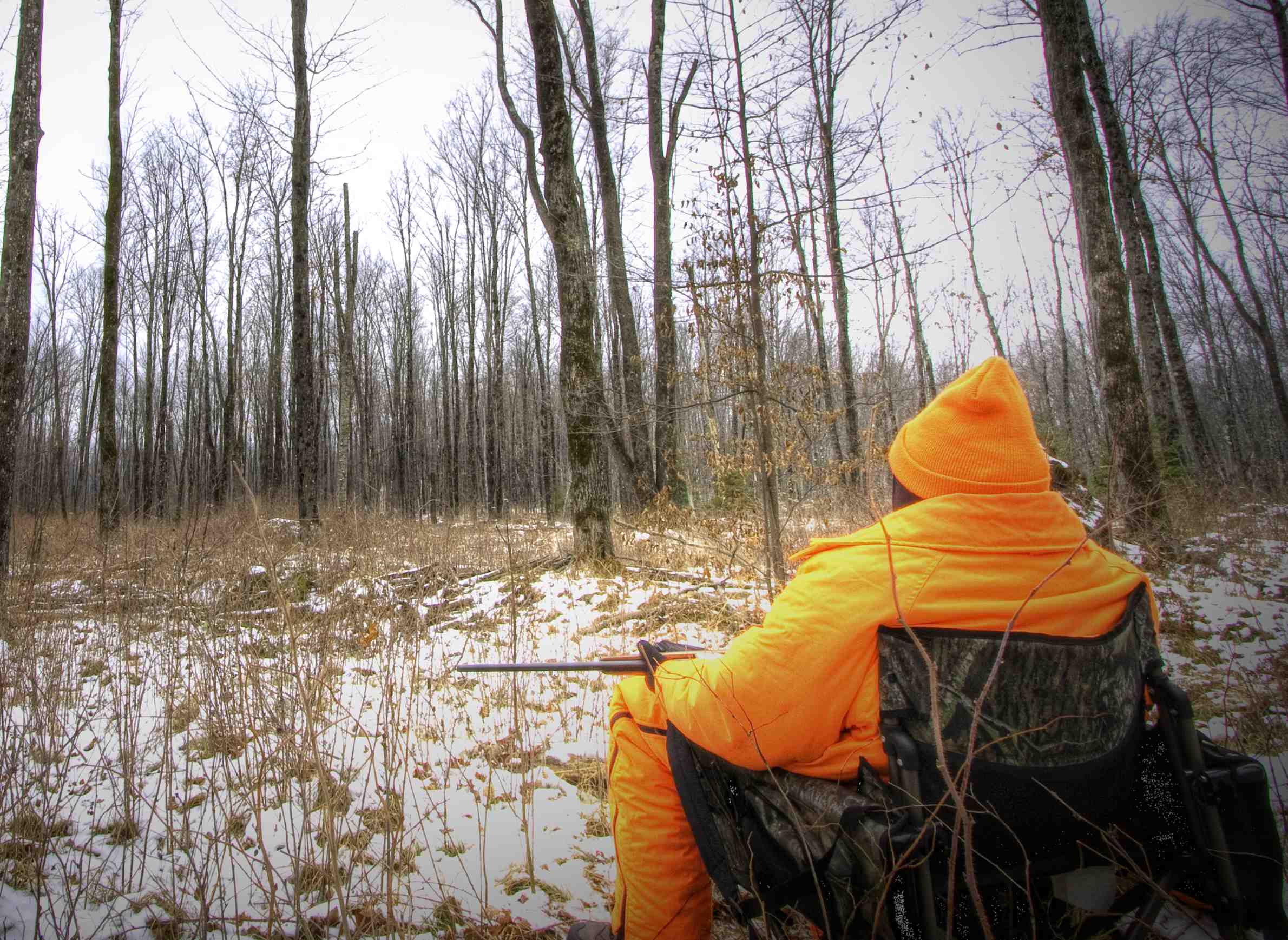 Cold and snow create ideal conditions for Wisconsin’s 9-day gun deer season that opens Saturday