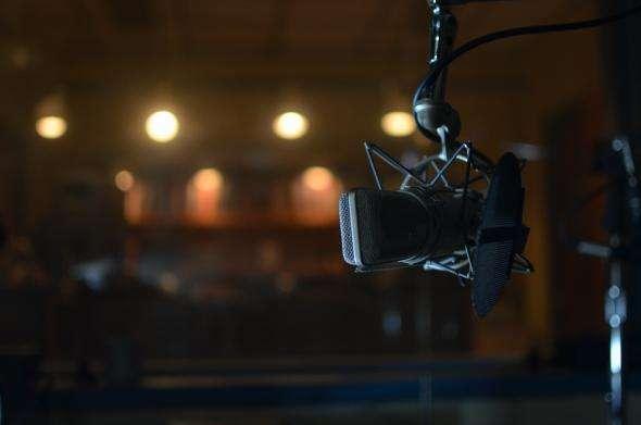 Photo of a studio microphone
