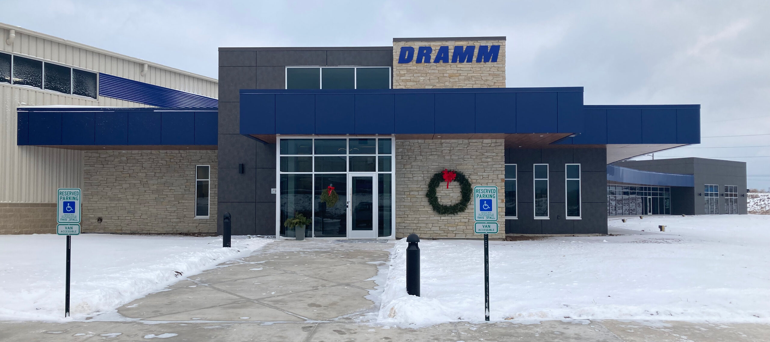 Dramm Corporation unveiled its new headquarters in Manitowoc recently.