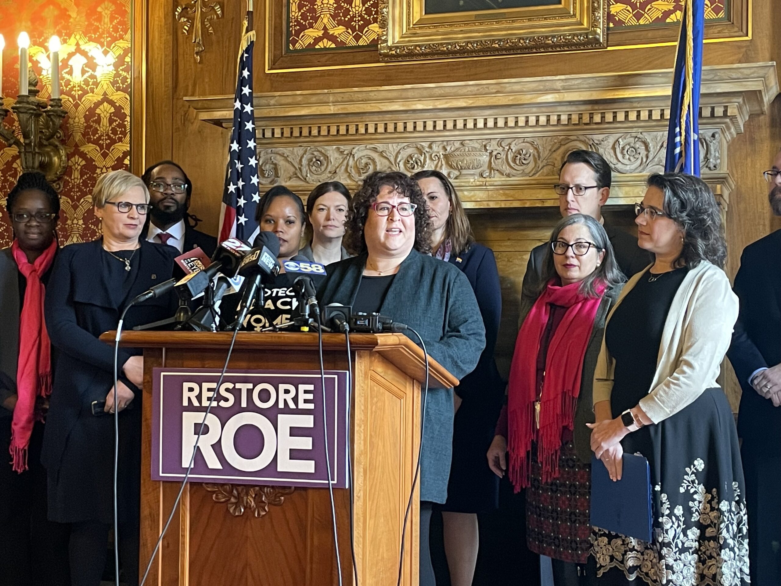 As nation marks Roe v. Wade anniversary, Wisconsin Democrats once again call for referendum on abortion
