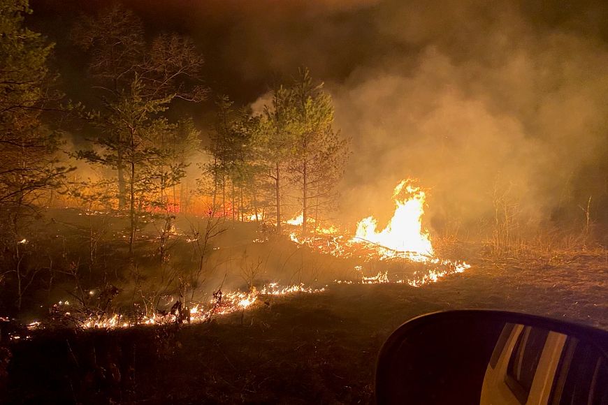 US Sen. Tammy Baldwin questions military officials about prescribed burns at Fort McCoy despite fire risk