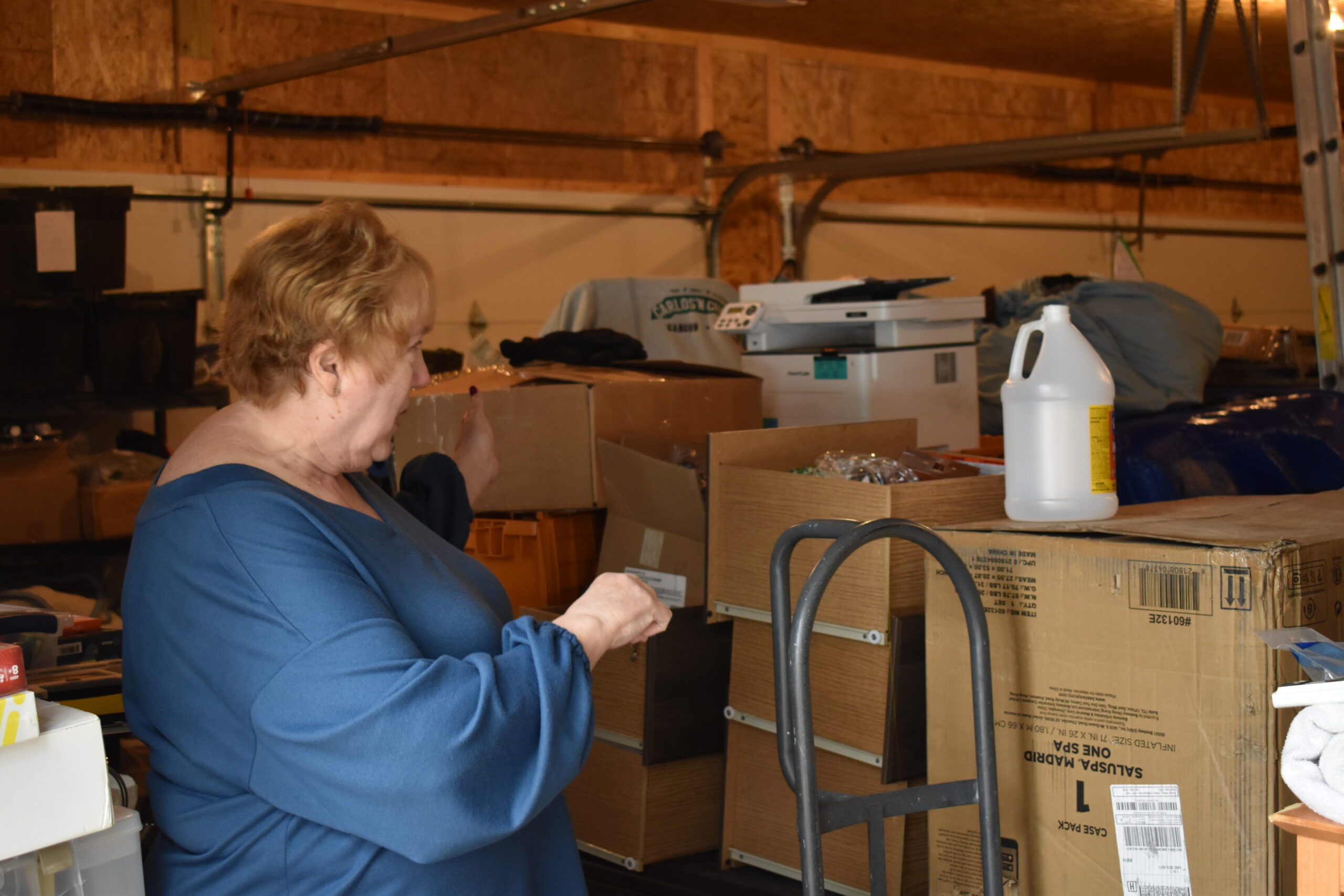 Wisconsin family business shares advice for helping elderly relatives move homes