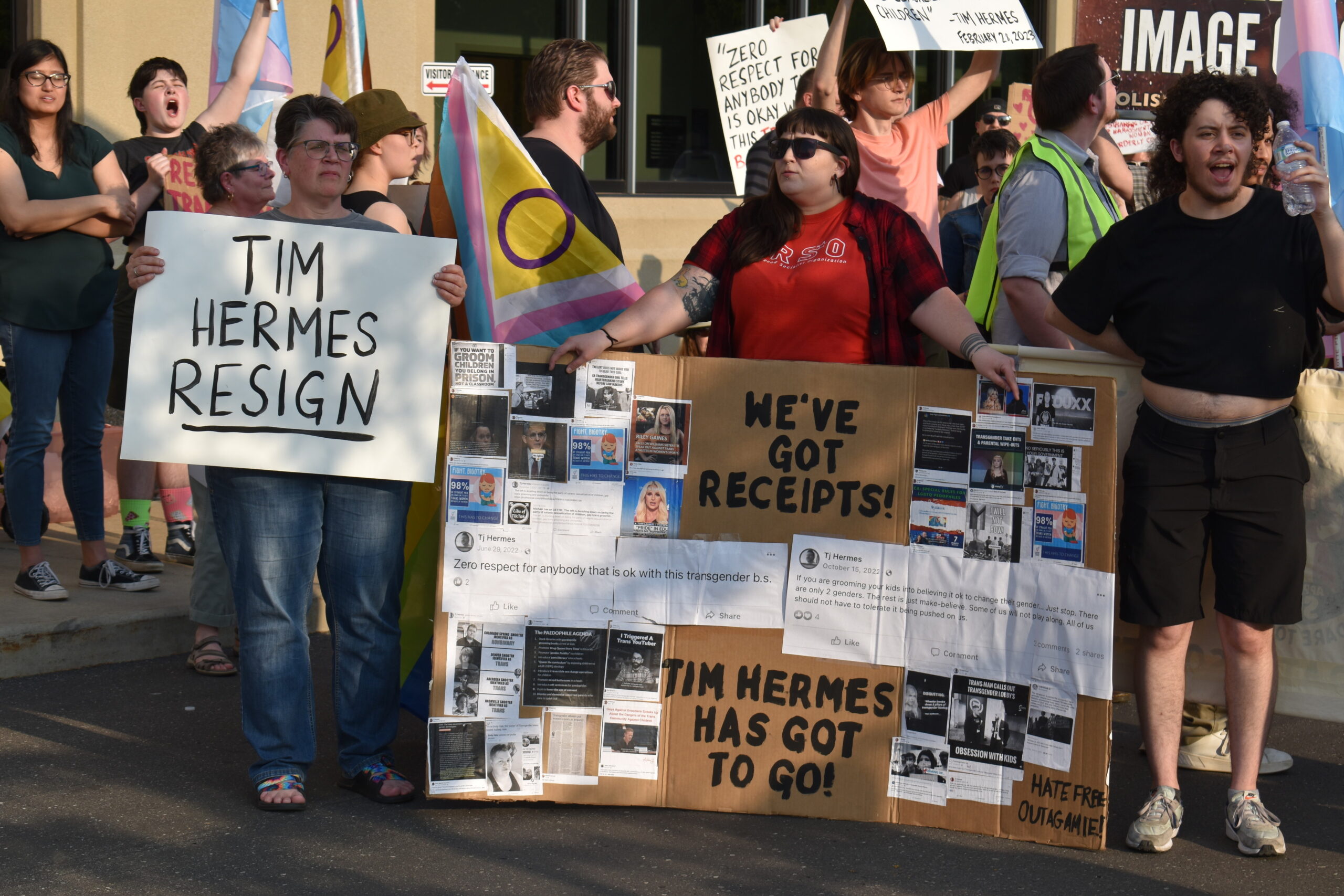 Protesters call on Outagamie County Board Supervisor Timothy Hermes to resign