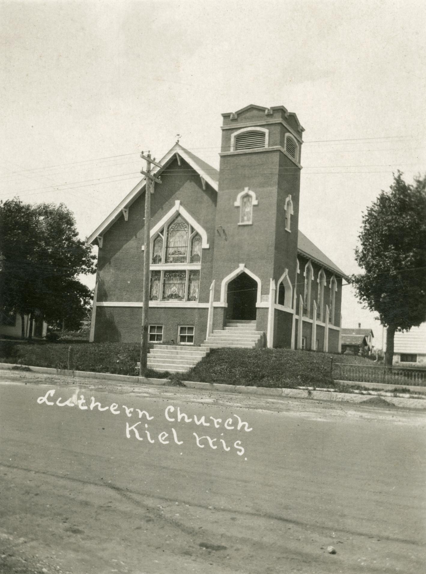 A postcard of Trinity Lutheran Church shortly after it was completed in 1918