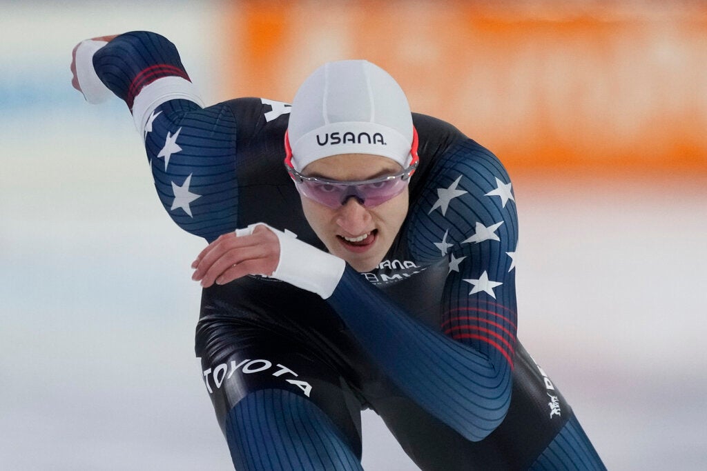 Jordan Stolz competes at the 2023 Speed Skating Single Distance World Championships.