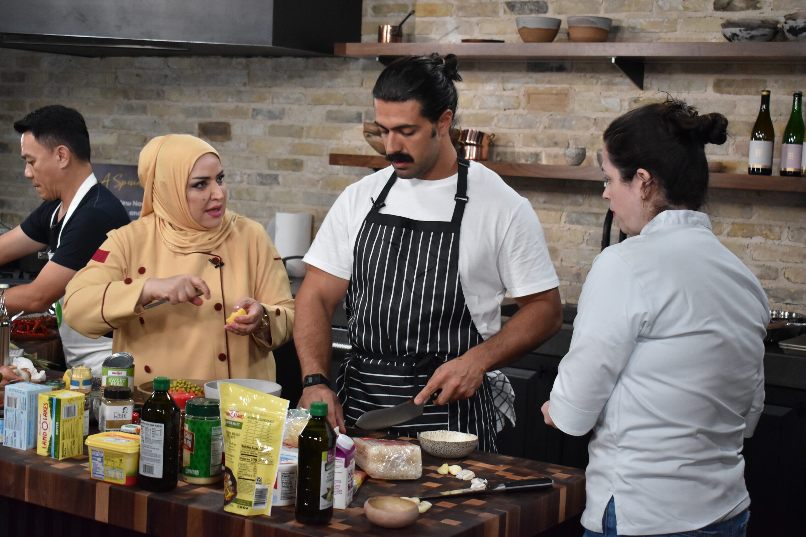 International chefs cook in Green Bay