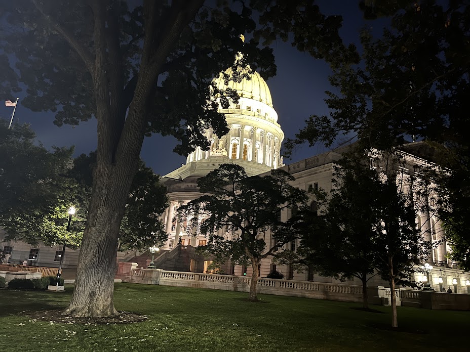 The Wisconsin State Capitol at night