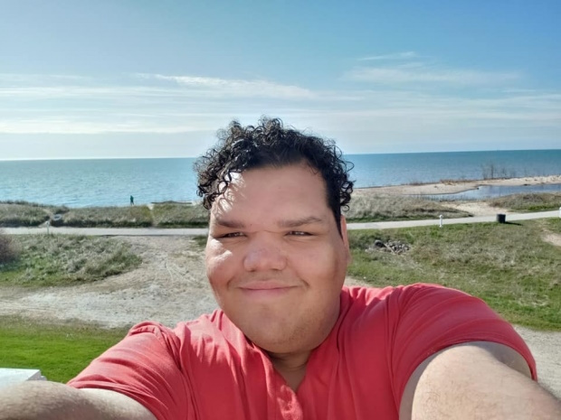 Dosha "DJay" Joi takes a selfie at Lake Michigan in Milwaukee in October 2019.