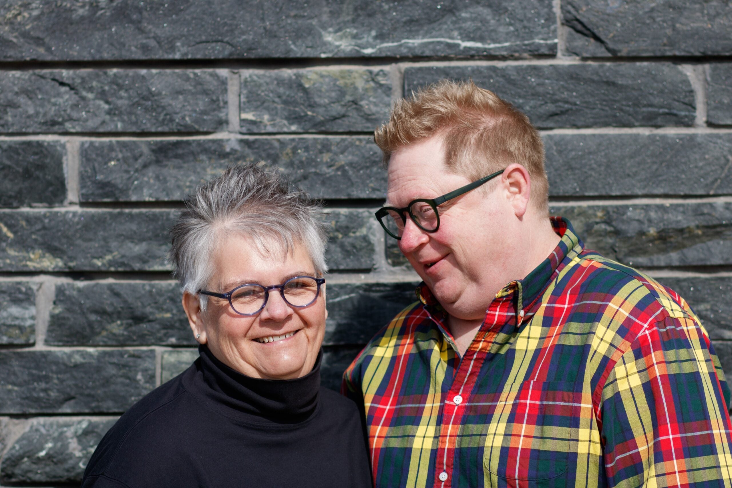 Tom (right) and Kristi Flick Manus (left) are freelance travel writers for print and online publications, along with their website smalltownplussize.com