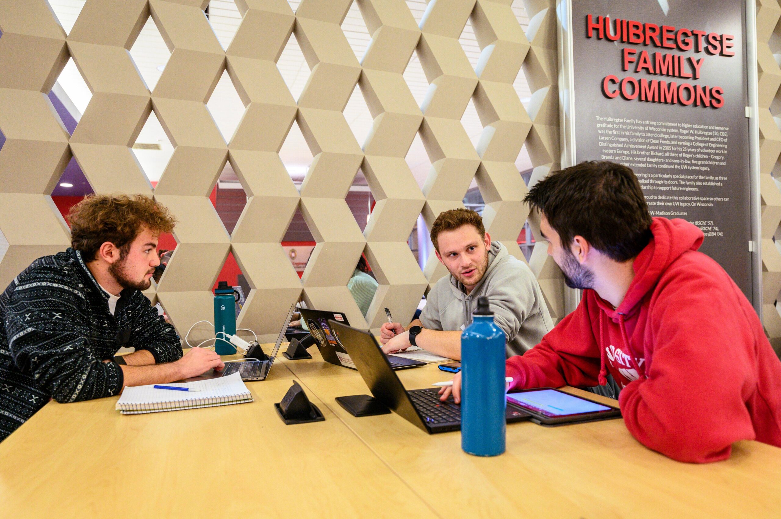 Students study at UW-Madison