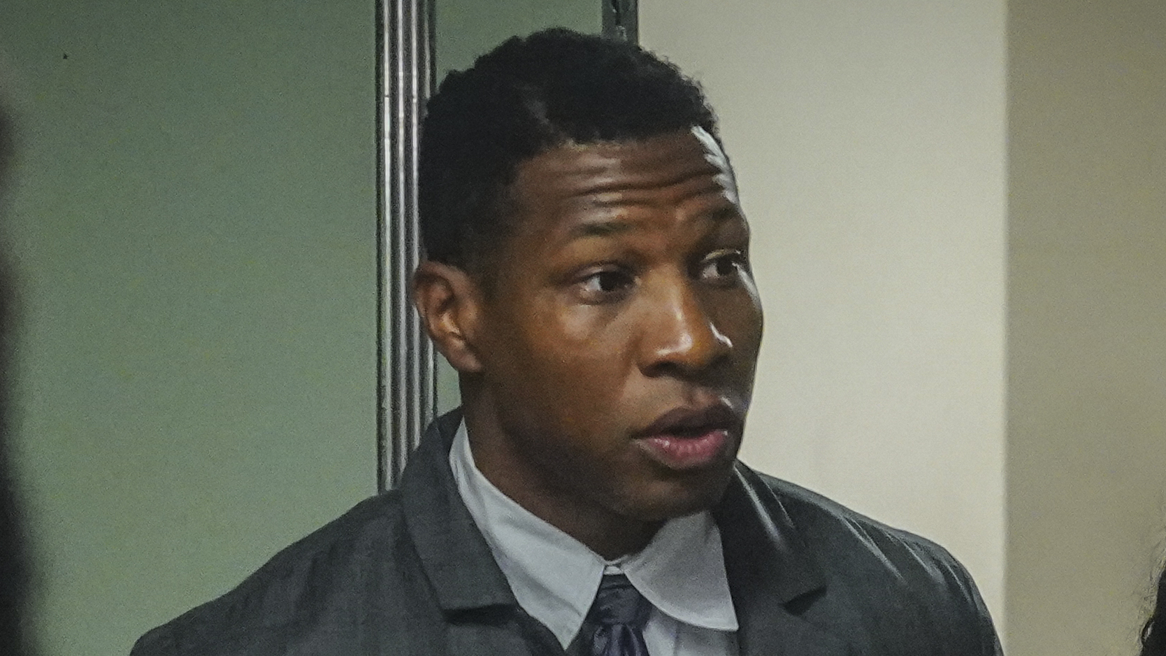 Jury deliberations begin in the trial of actor Jonathan Majors