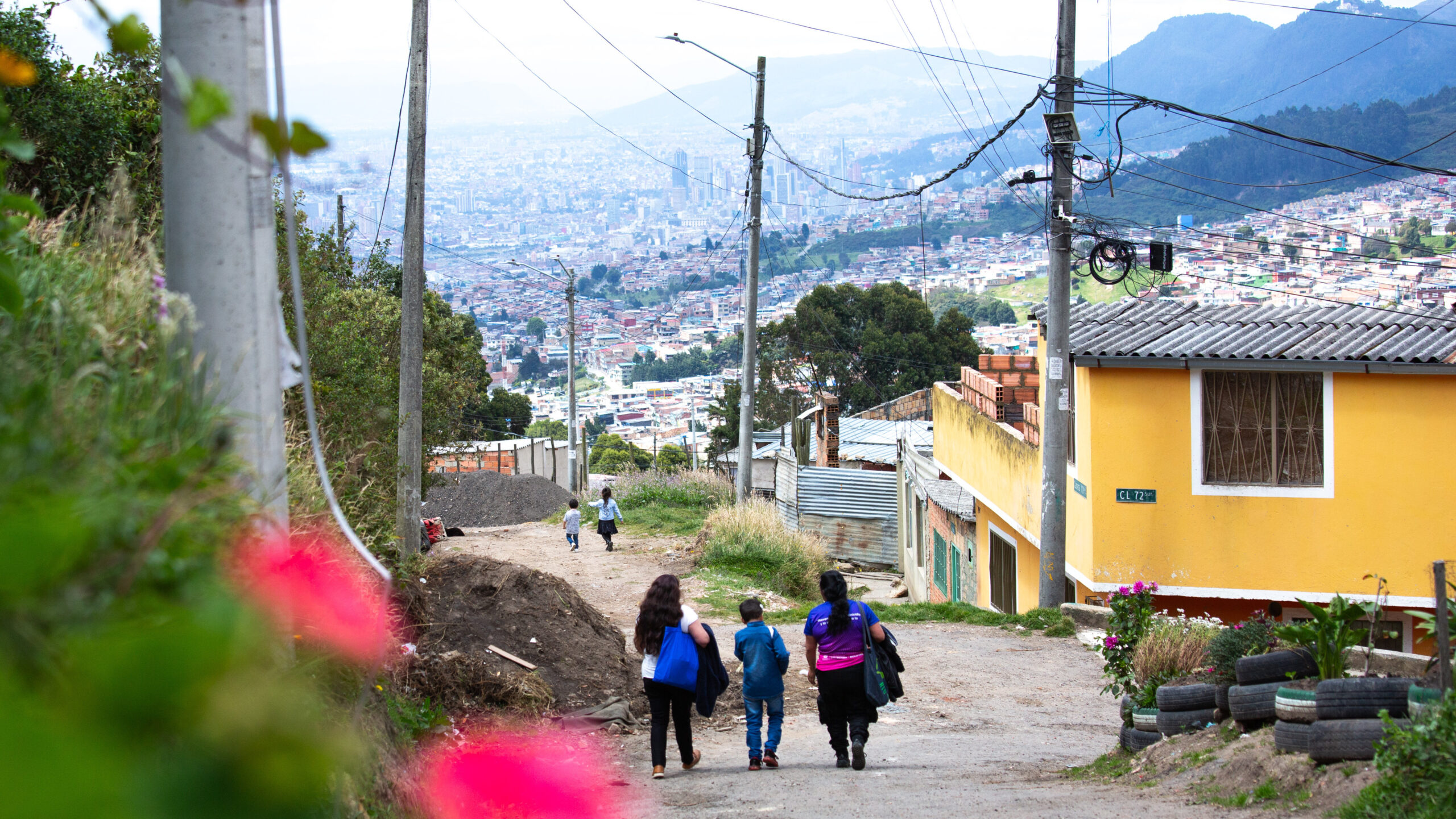 Así cuida Bogotá a las personas que ayudan a otros