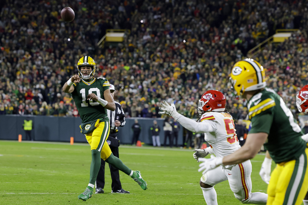 Green Bay Packers quarterback Jordan Love (10) passes during an NFL football game between the Green Bay Packers and Kansas City Chiefs