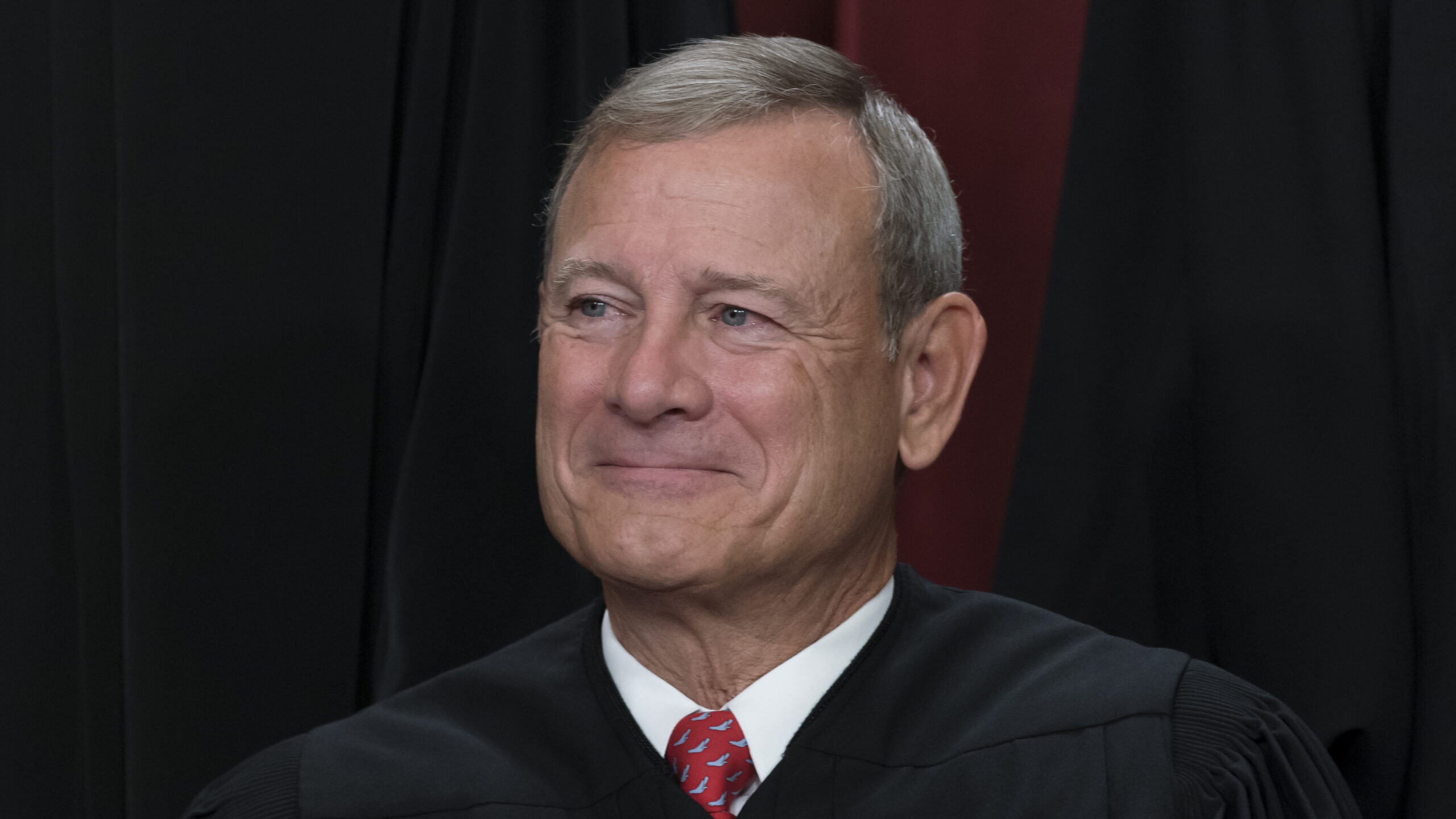 Chief Justice Roberts casts a wary eye on artificial intelligence in the courts
