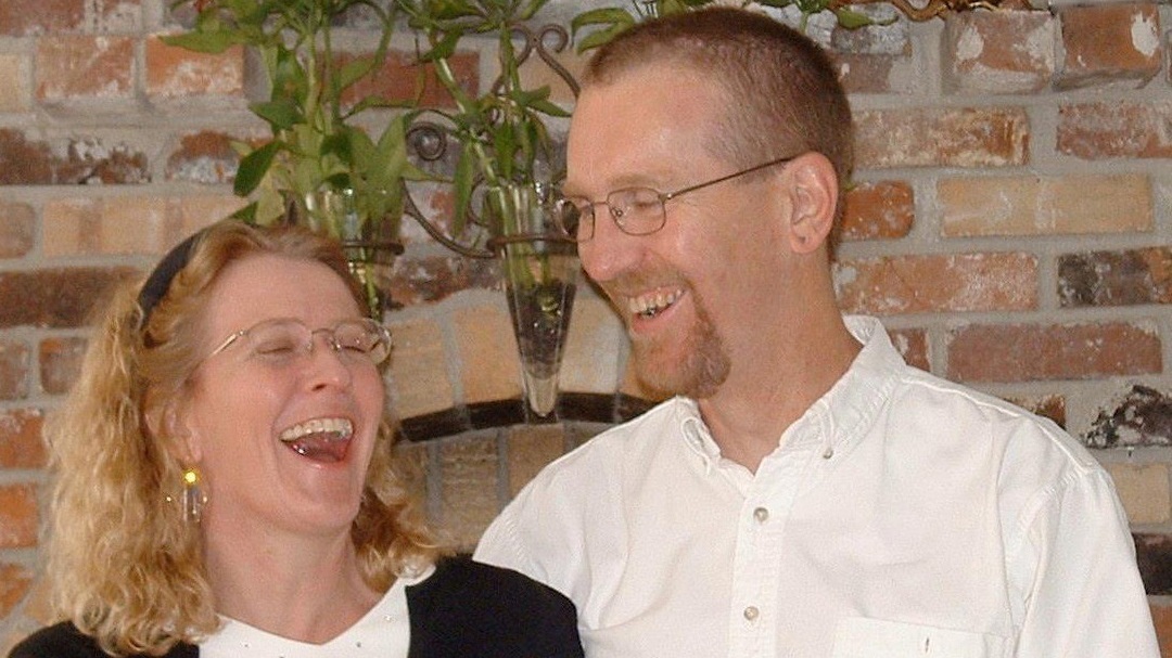 His wife was dying. Here’s how a nurse became a ‘beacon of light’