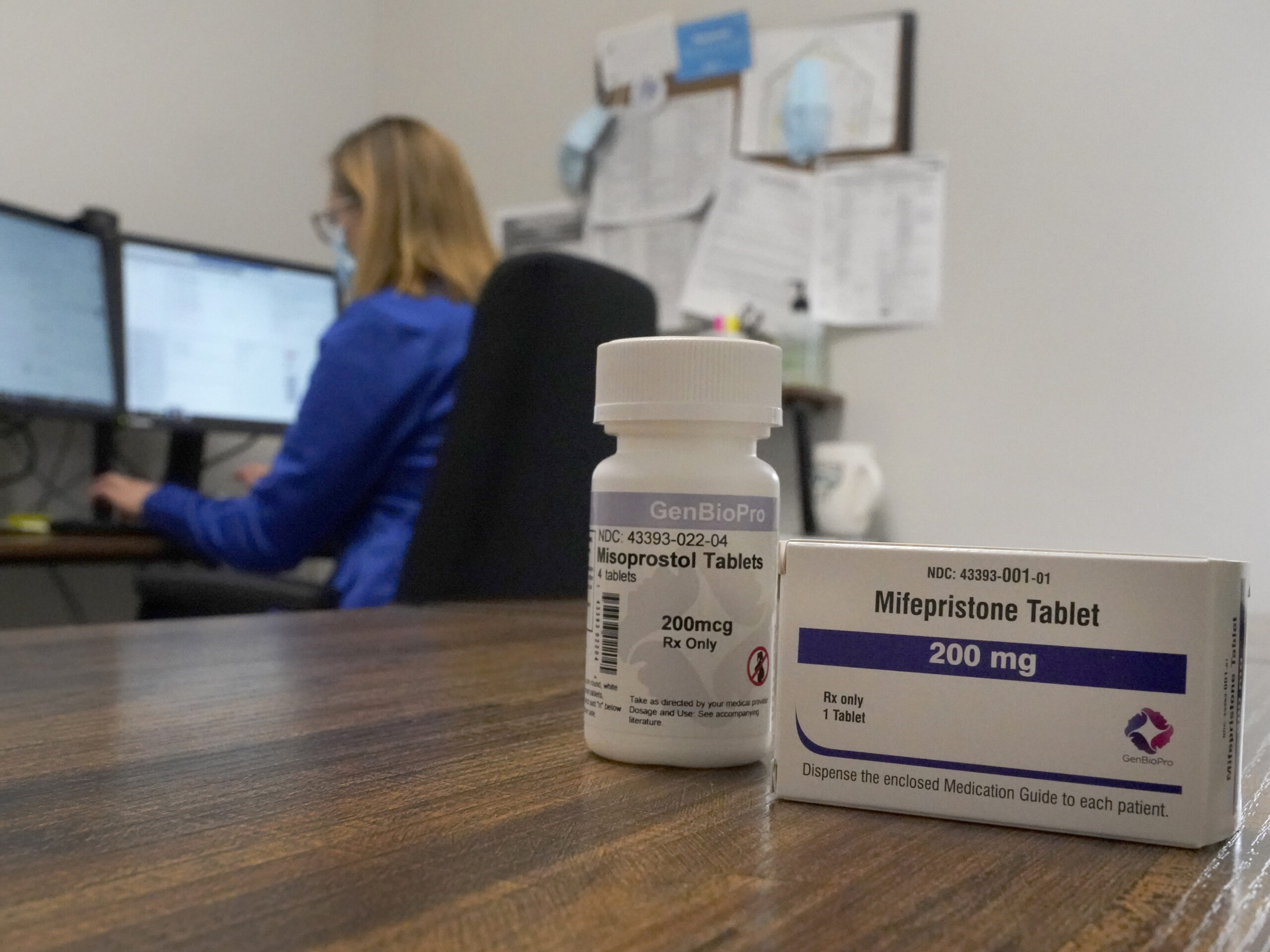 Abortion pills that patients got via telehealth and the mail are safe, study finds