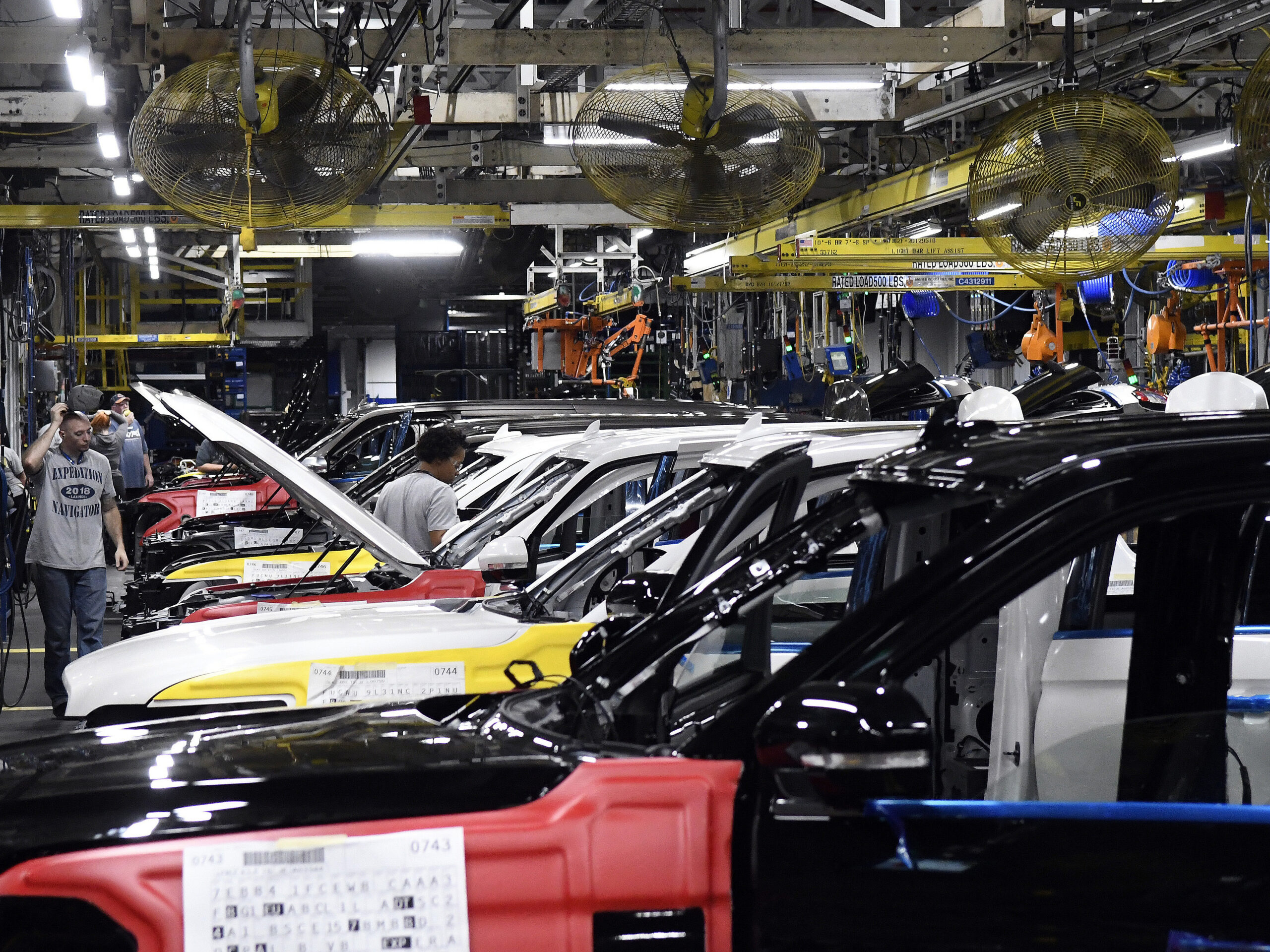 Autoworkers threaten to strike again at Ford’s huge Kentucky truck plant