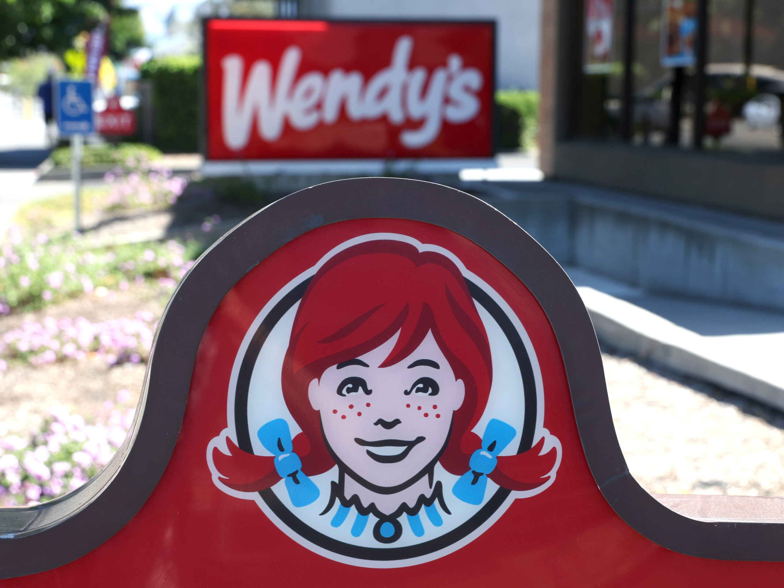 No, Wendy’s says it isn’t planning to introduce surge pricing