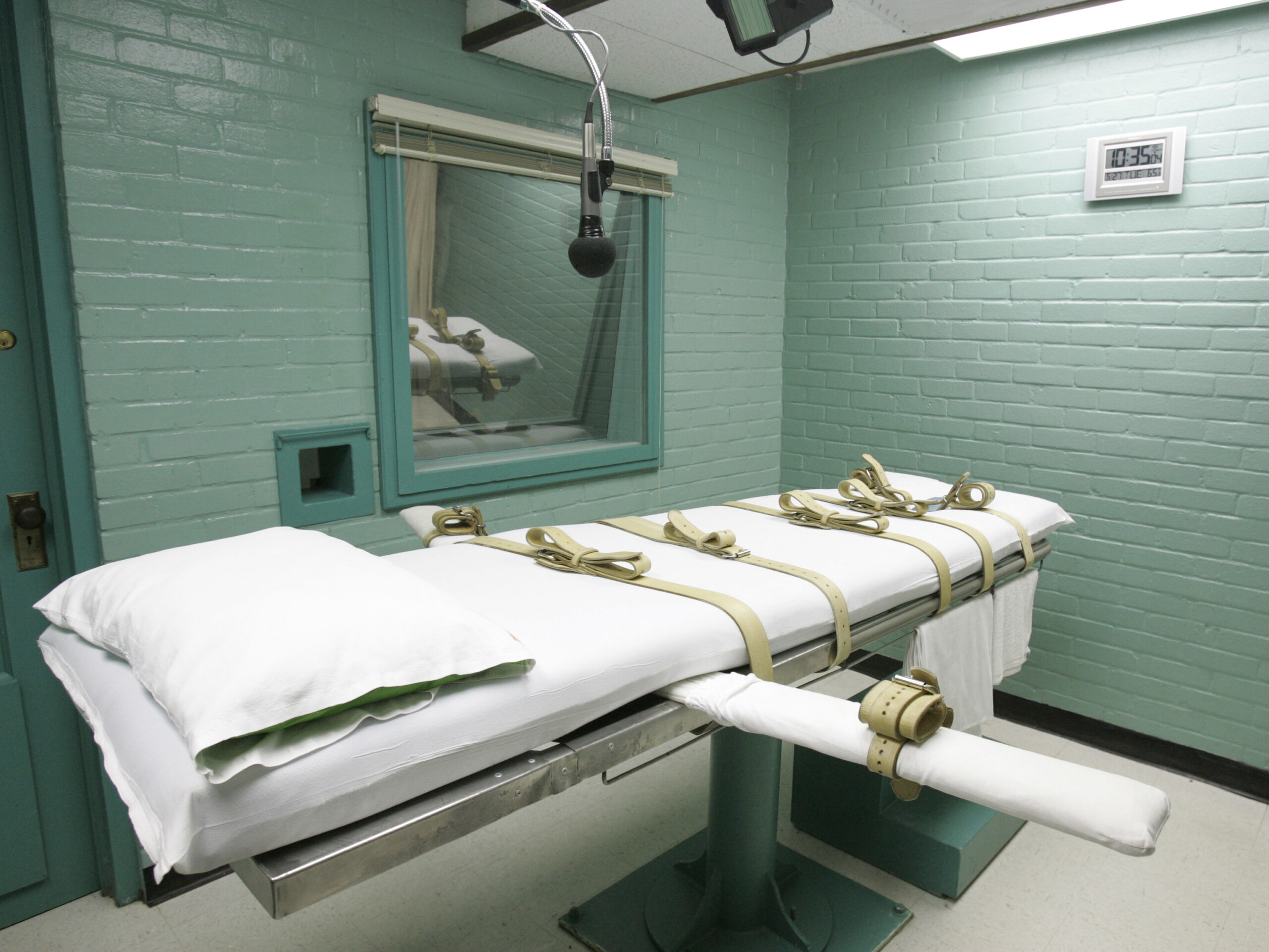 Who performs a lethal injection in the U.S.? In some states, they’re volunteers
