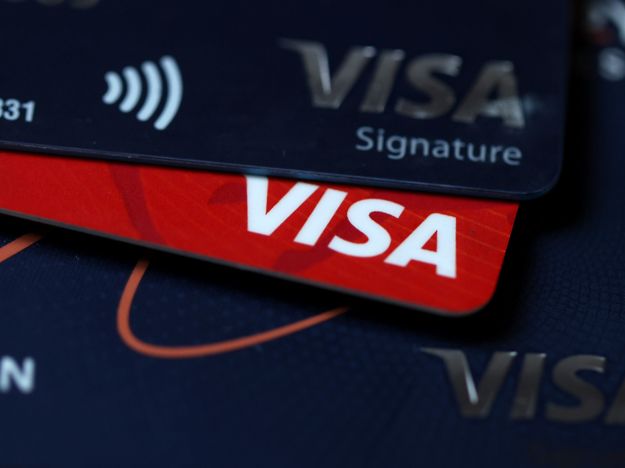 The U.S. sharply limits how much credit cards can charge you in late fees