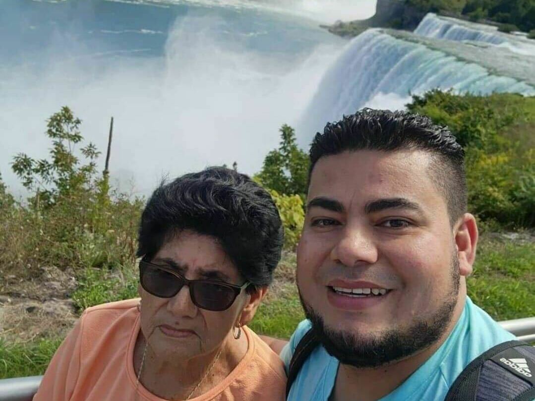Maynor Suazo Sandoval (right) and his mother visiting the Niagara Falls, in New York state.