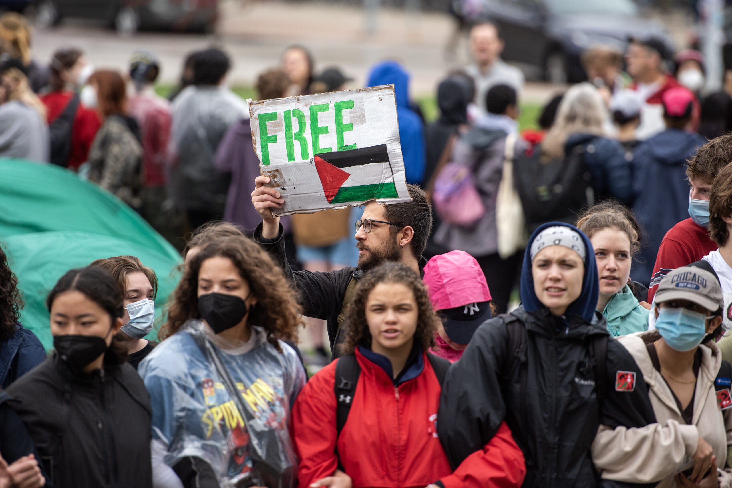 Talks stall between pro-Palestinian protesters, UW-Madison leaders