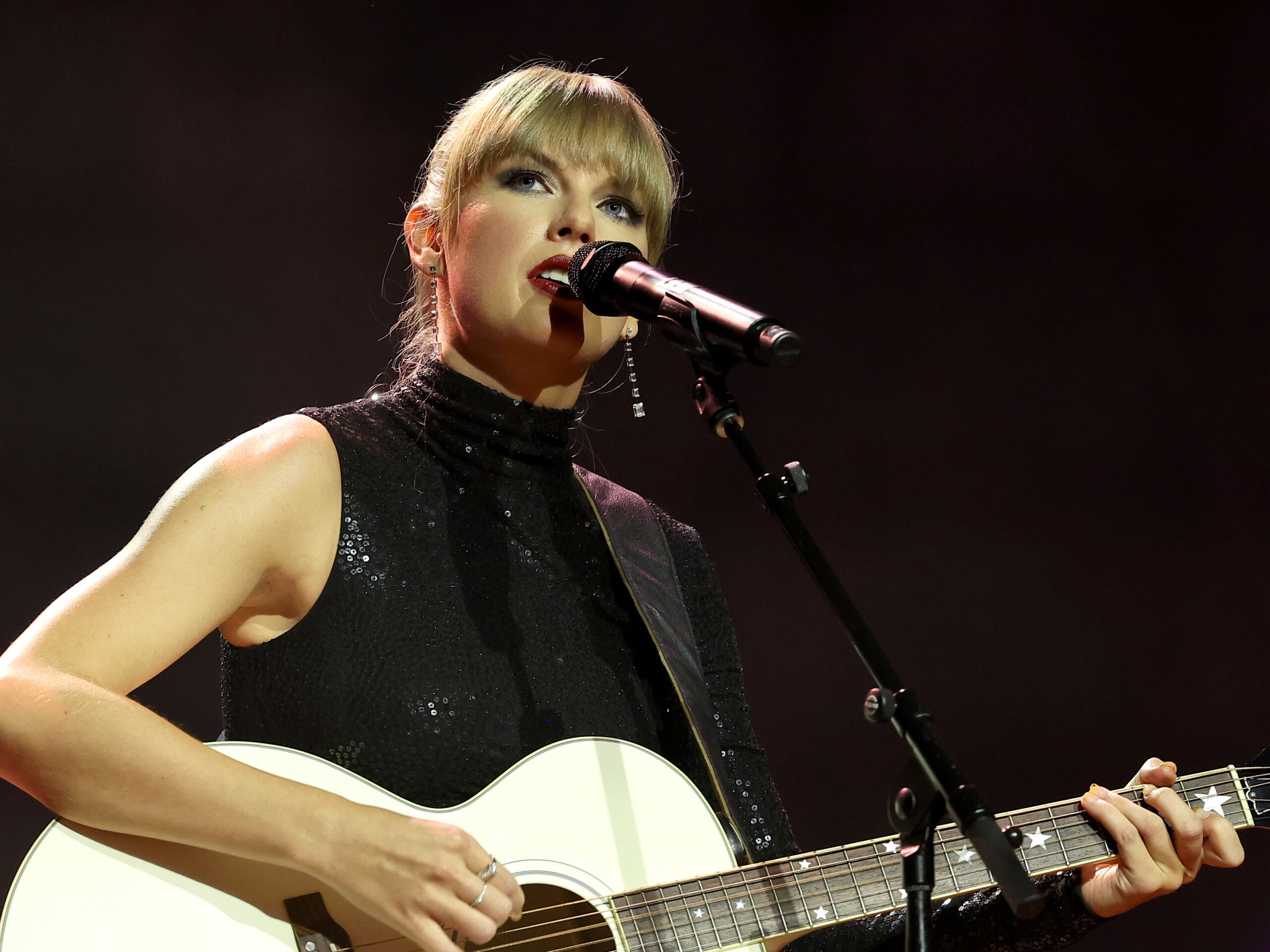 Taylor Swift performs onstage at Ryman Auditorium in Nashville on Sept. 20, 2022.