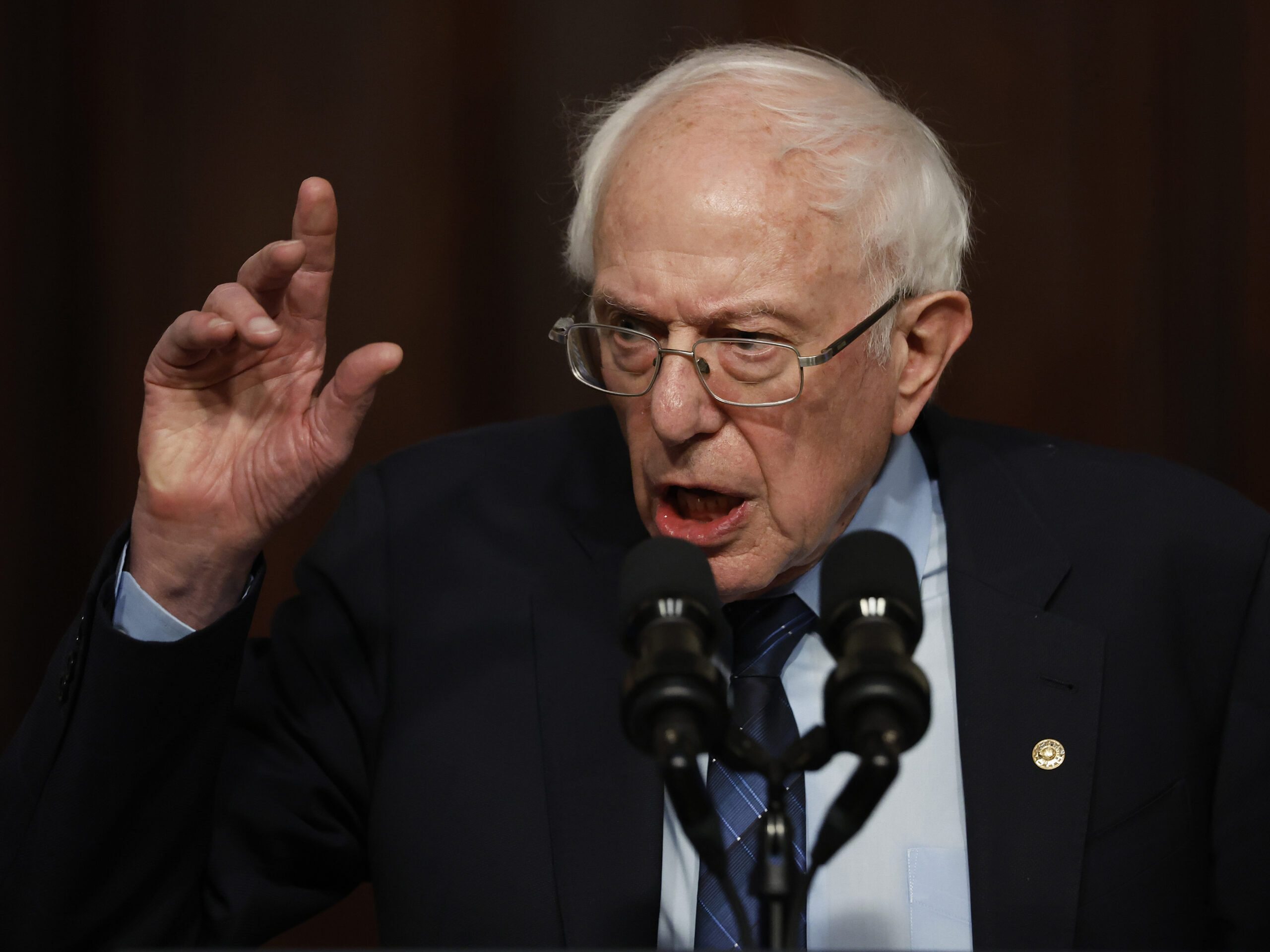 Bernie Sanders says Netanyahu is attacking campus protests to deflect war criticism