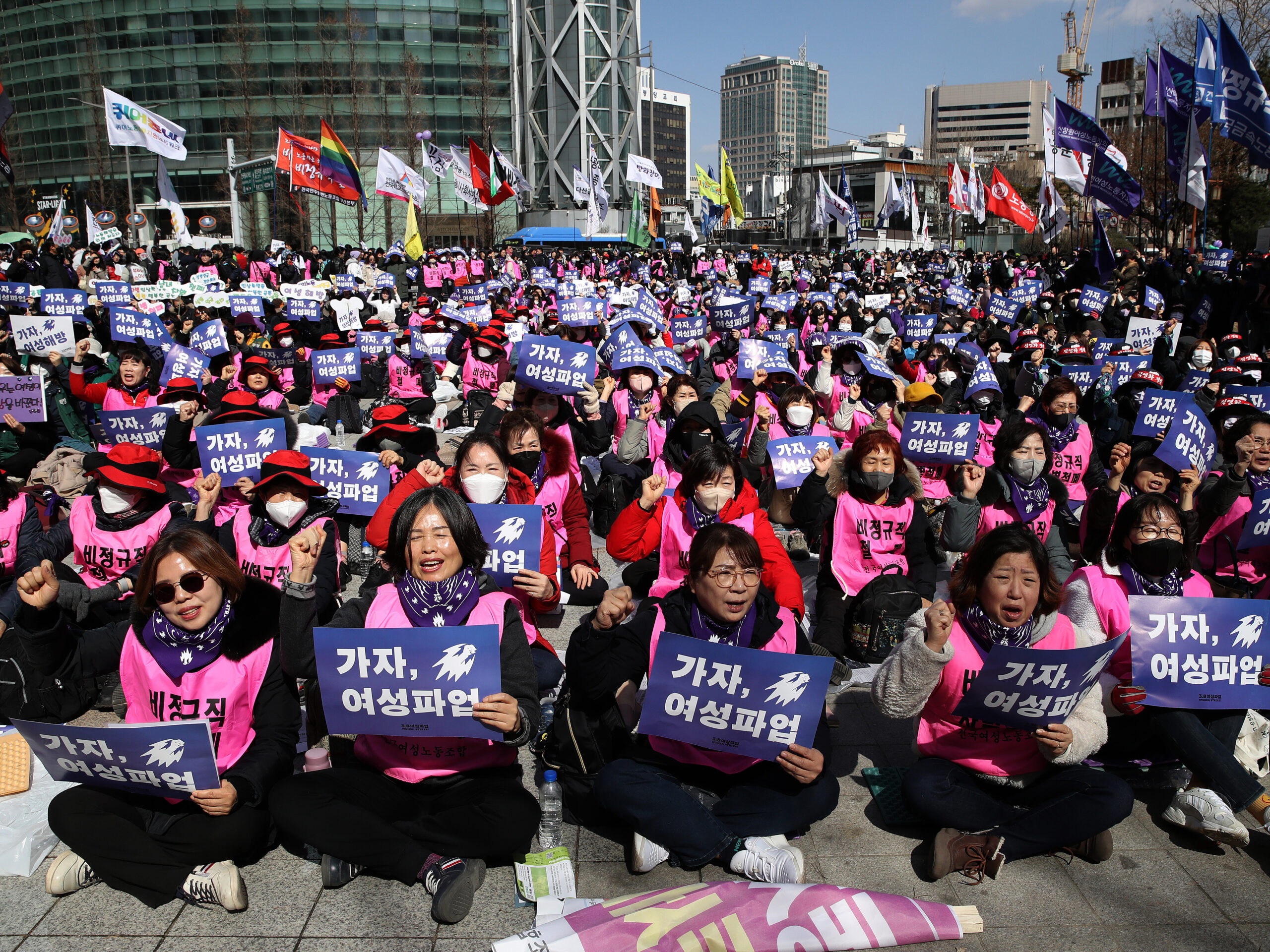 Elections reveal a growing gender divide across South Korea