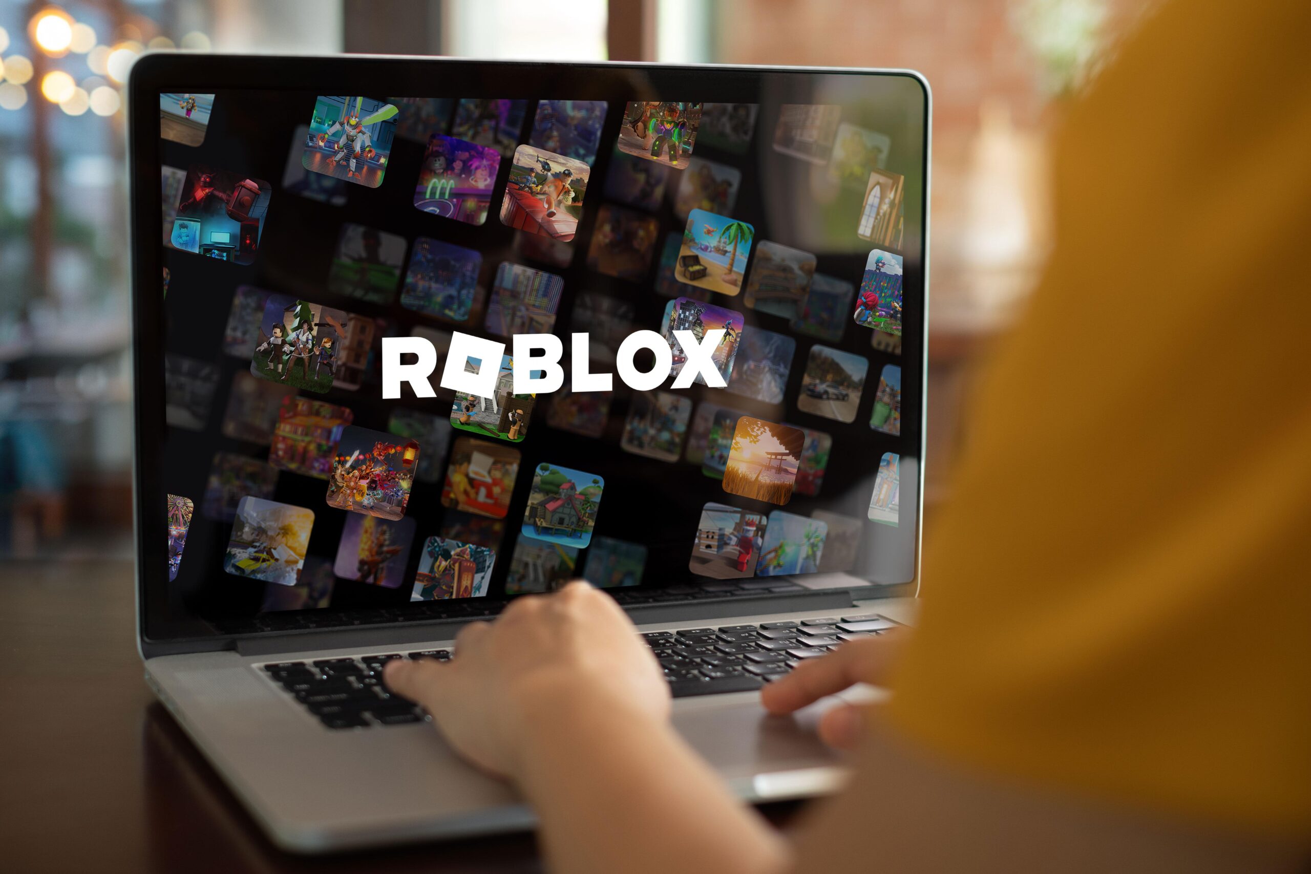 What caregivers should know about online gaming safety after a Wisconsin family’s lawsuit against Roblox