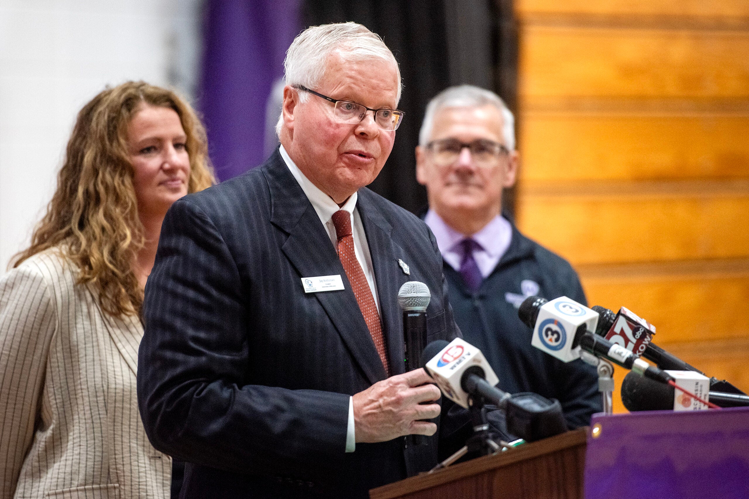 State colleges report surge of Wisconsin freshmen, while overall enrollment flat