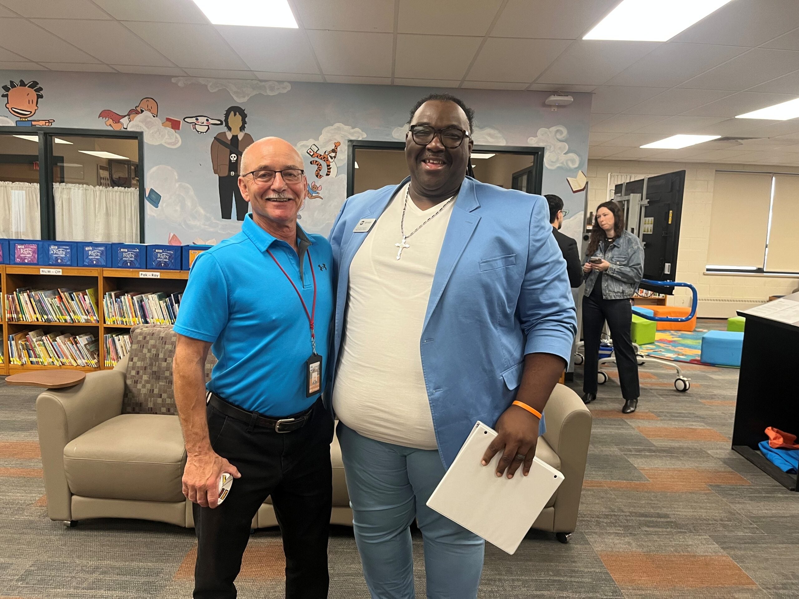 Milwaukee Public Schools recruiting retirees to fill vacant teaching positions