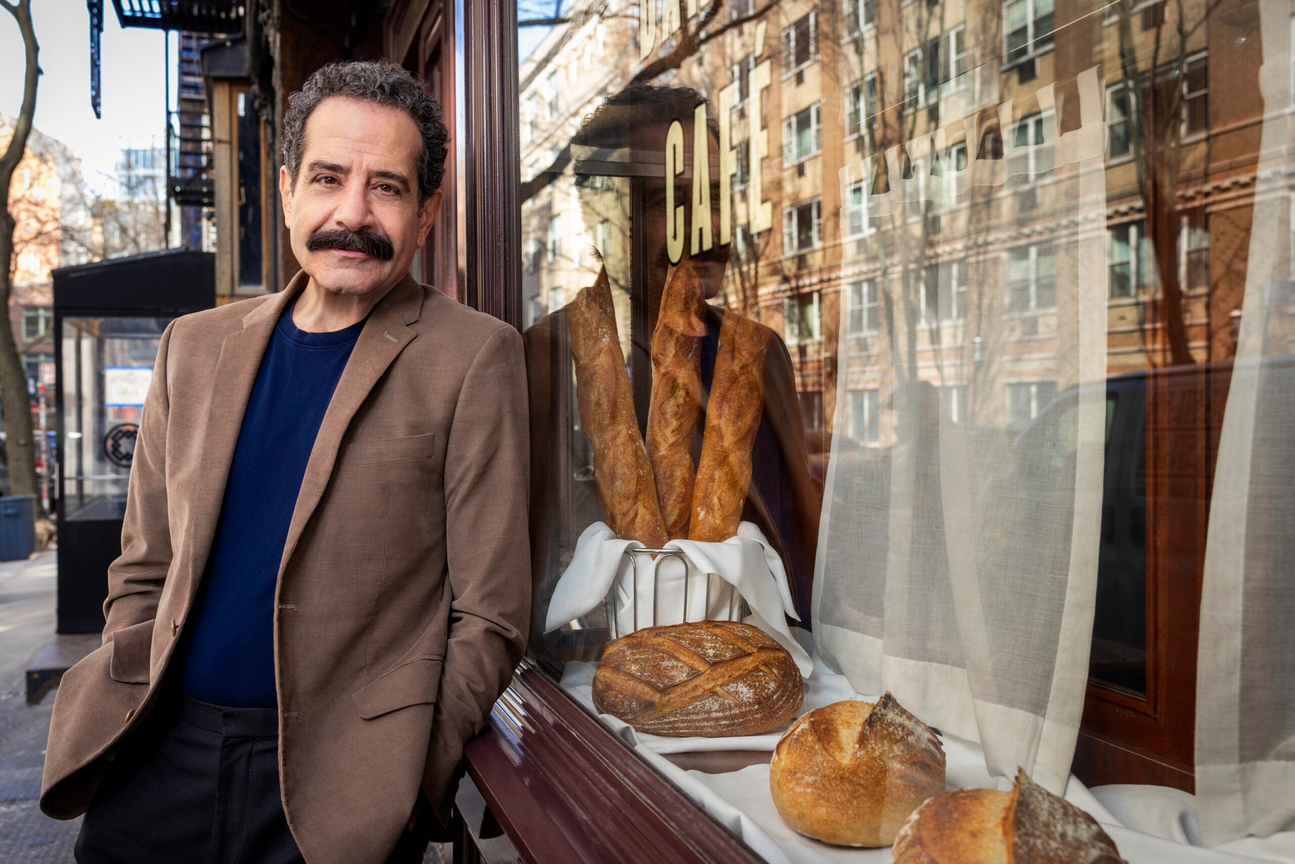 Image for Actor Tony Shalhoub returns to Wisconsin for new show celebrating food and community