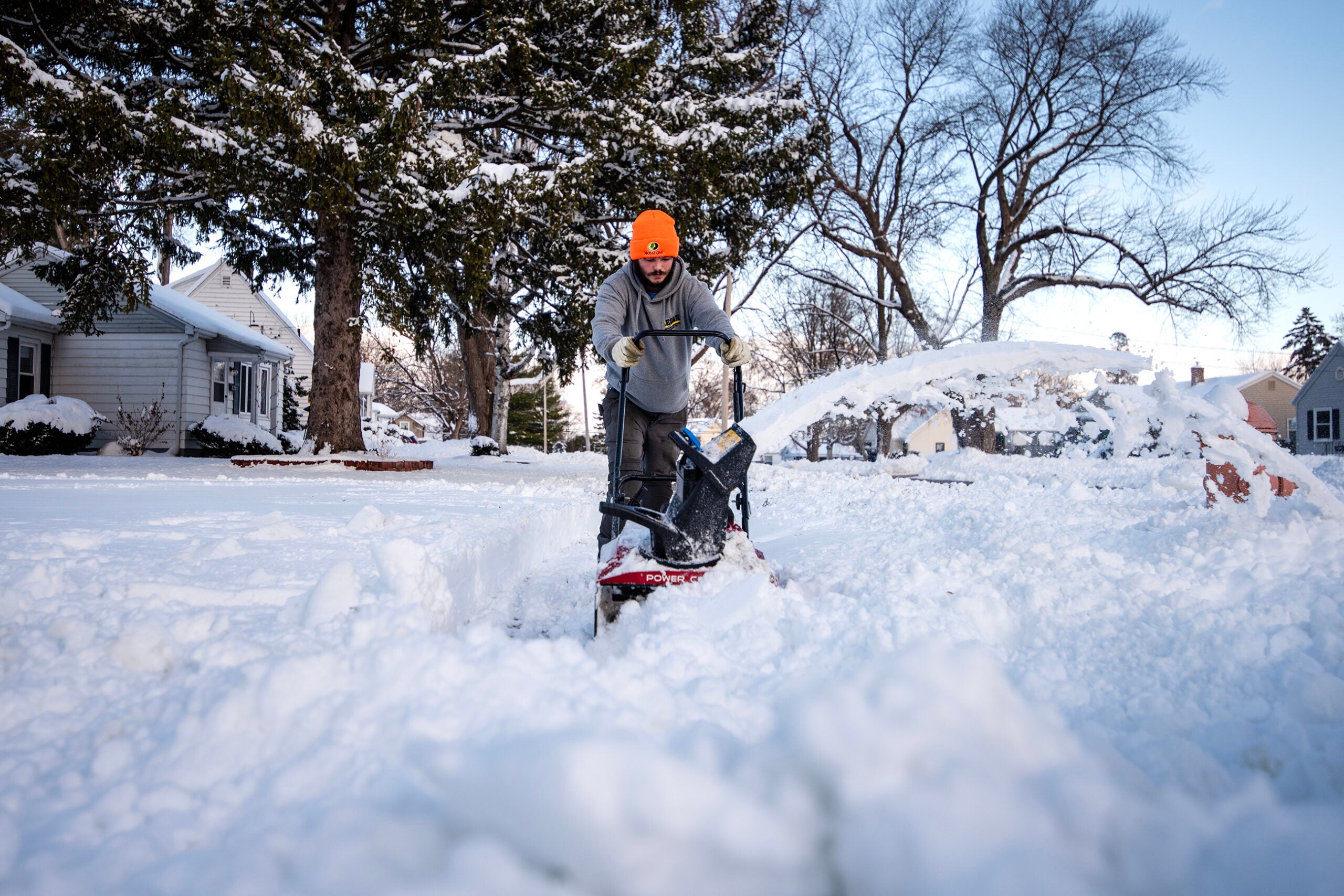 Early snowfall in Wisconsin lends ‘jump start’ to season after recent mild winters