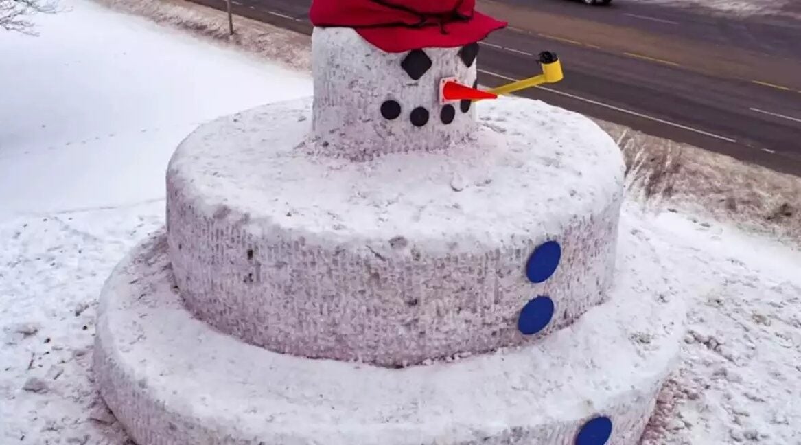 Snowmy Kromer returns to Minocqua this winter with a new hat and location