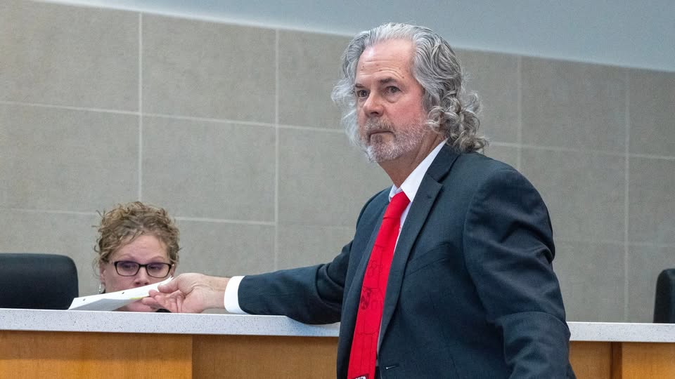 Muskego man fights court case over writing ‘Jan. 6’ on sidewalk with chalk